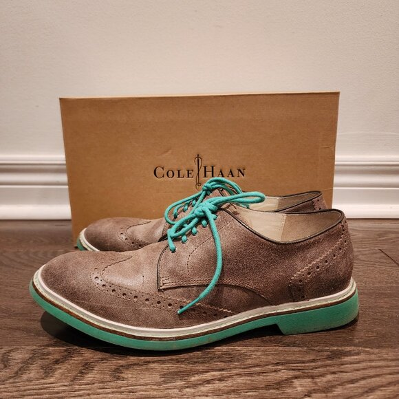 COLE HAAN - Men's Air Franklin Wingtip Smoke Suede - Picture 3 of 7